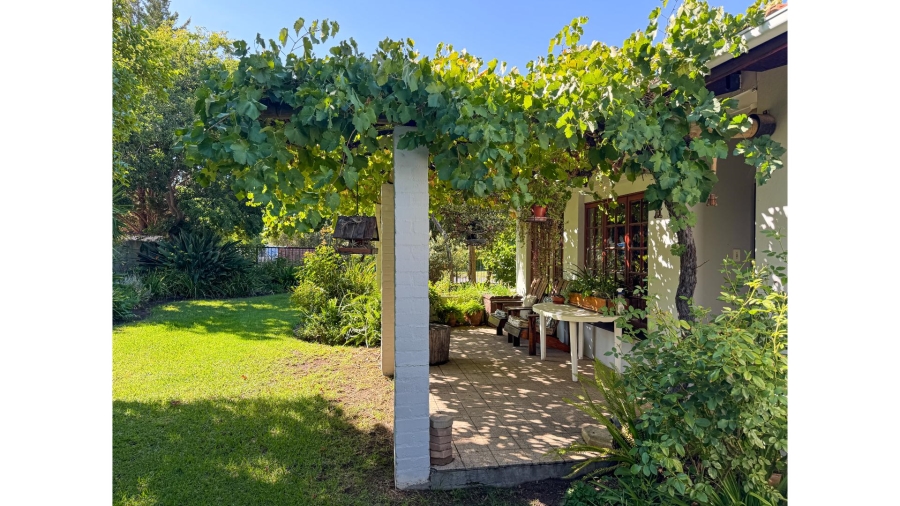 3 Bedroom Property for Sale in Prince Alfred Hamlet Western Cape